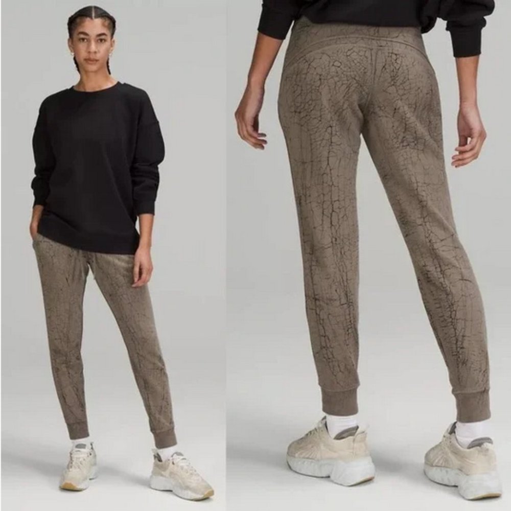 NEW Lululemon Warm Down Jogger Pants Size 4 Thread Dye Rover Black